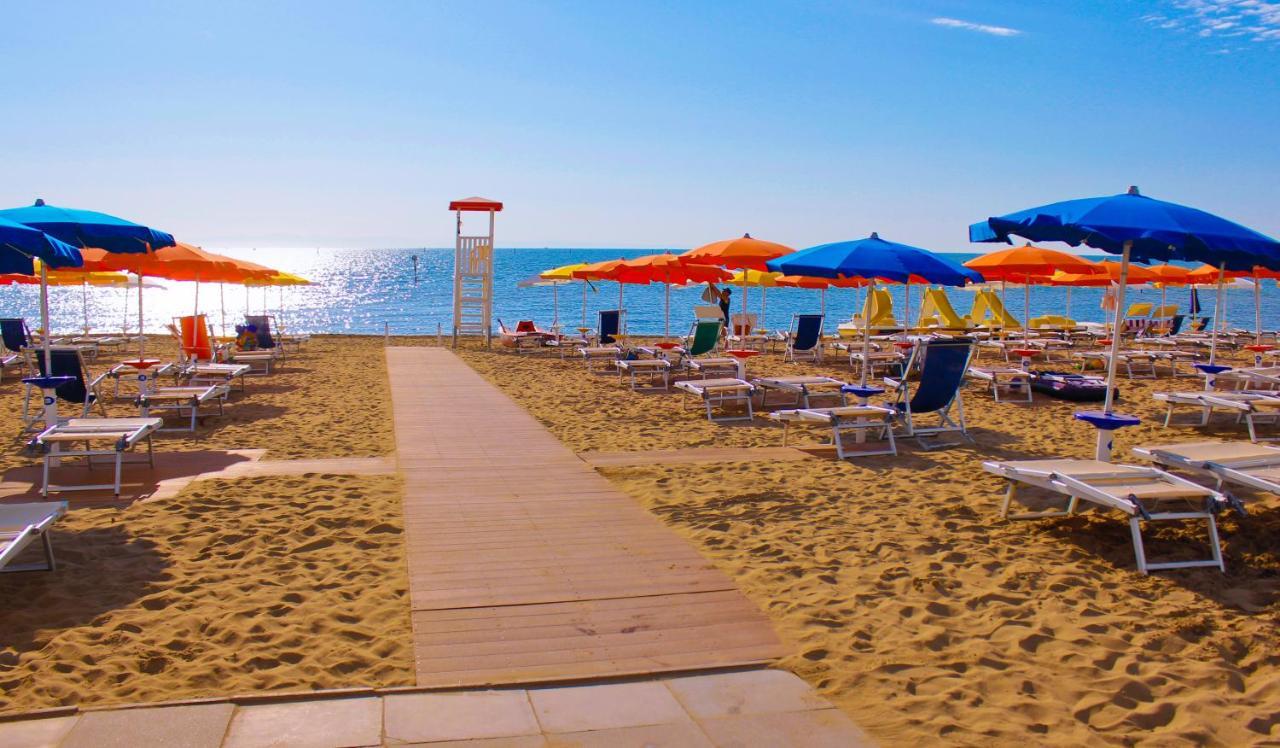 Holiday Village ลินญาโน ซับเบียโดโร ภายนอก รูปภาพ