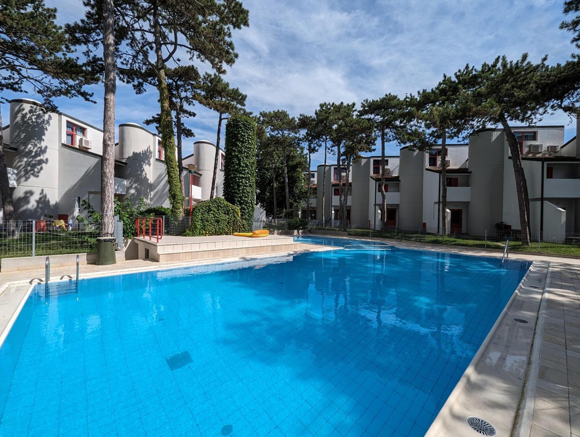 Holiday Village ลินญาโน ซับเบียโดโร ภายนอก รูปภาพ