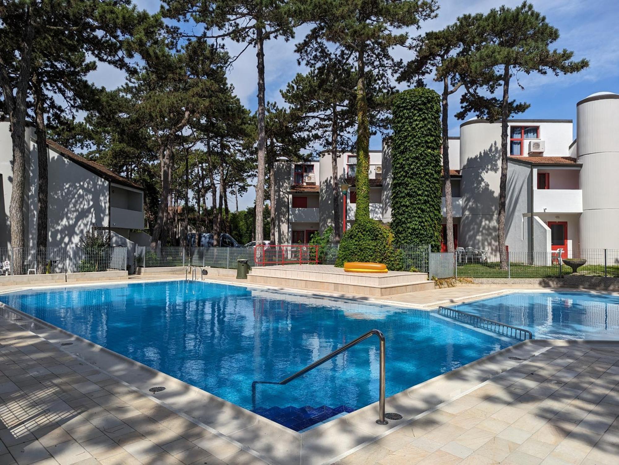 Holiday Village ลินญาโน ซับเบียโดโร ภายนอก รูปภาพ